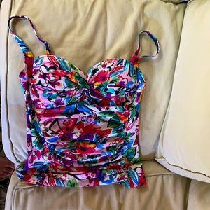 Size 14 LaBlanca tankini top.  Pretty floral color
